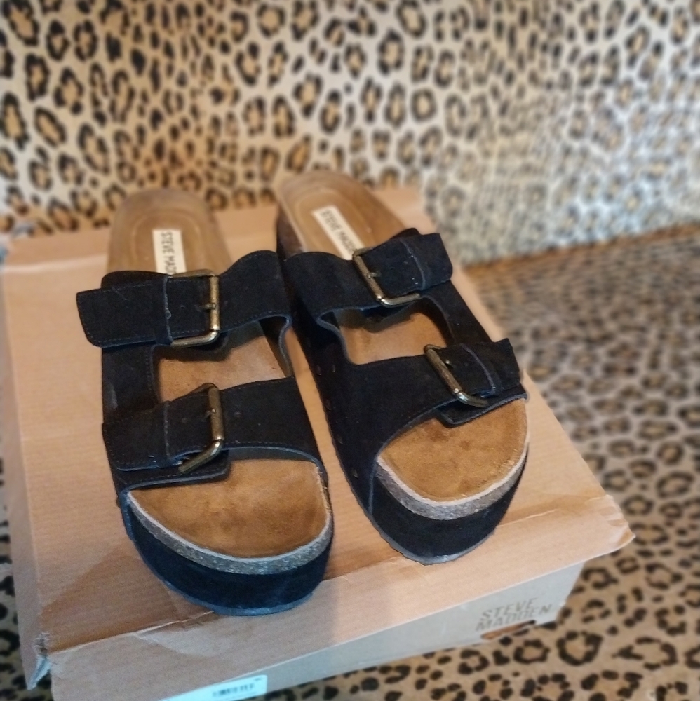 Sandals - image 2